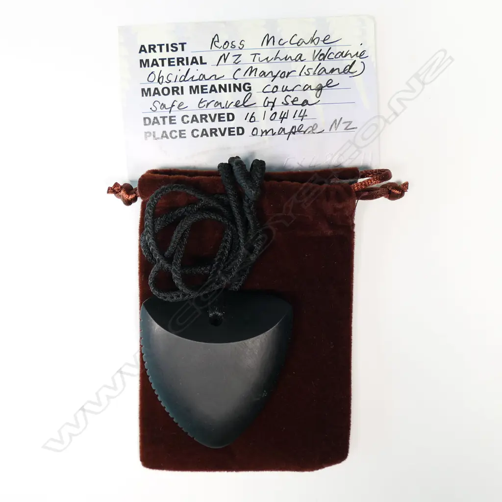 Ross McCabe large carved obsidian notched rei niho(eye tooth) pendant, Image 1++